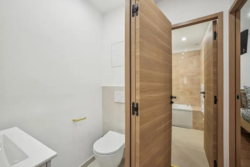 Апартаменты Lavie Maison Hot Tub And Ac Ницца