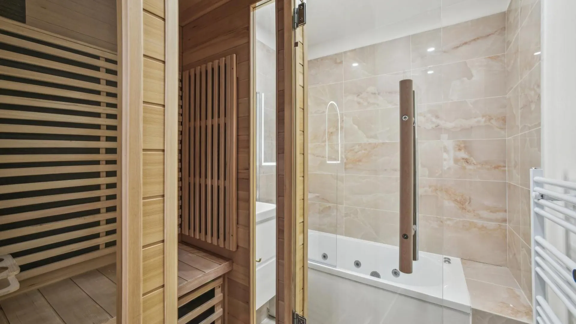 Lavie Maison Hot Tub And Ac Νίκαια